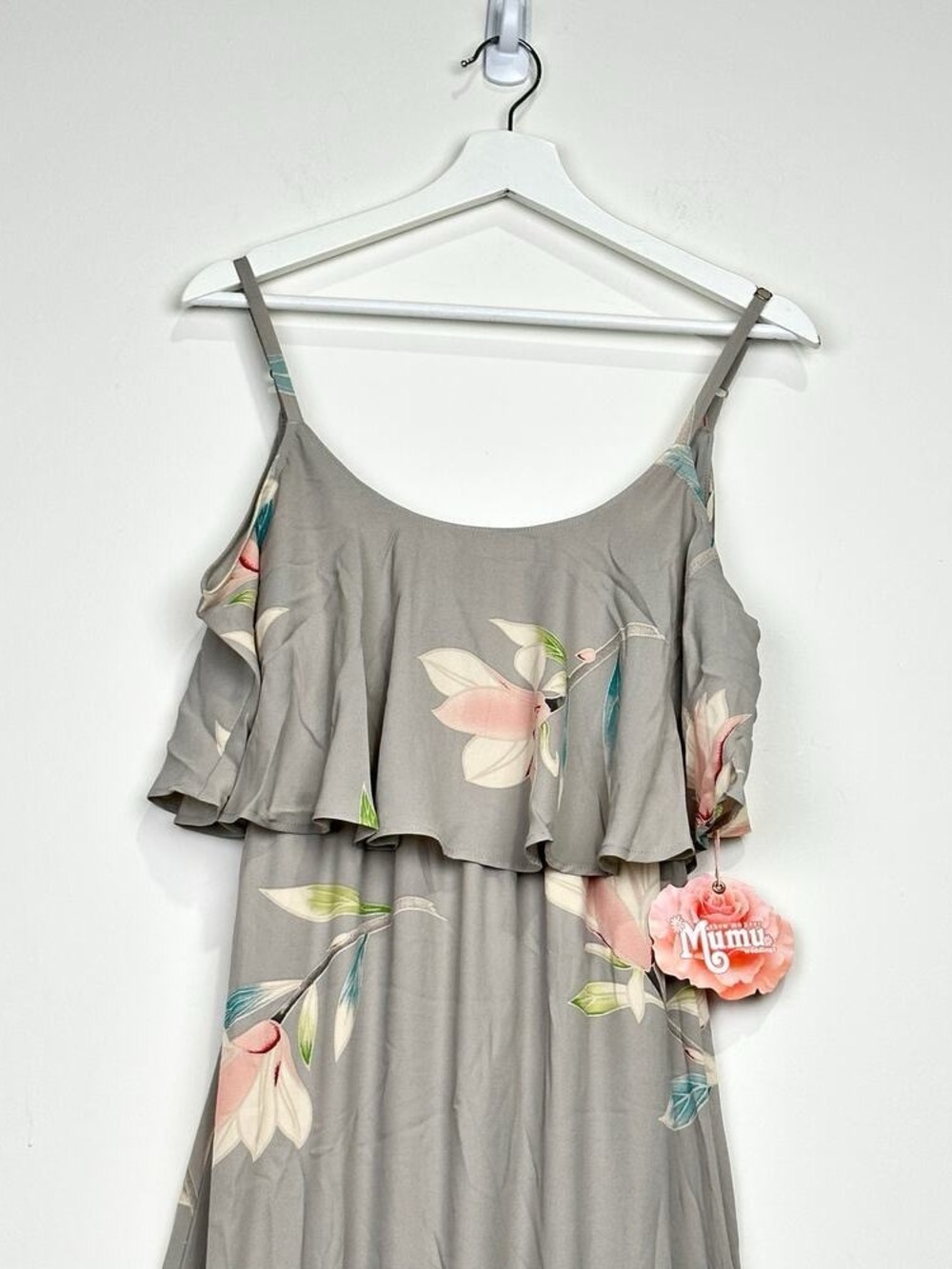 Show Me Your Mumu Caitlin Gray Floral Ruffle Cold Shoulder Maxi Dress S NWT - Picture 8 of 9